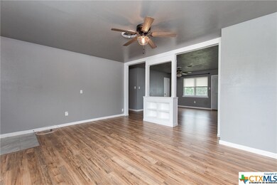 2407 Post Oak Ave, Copperas Cove, TX 76522 - photo 5