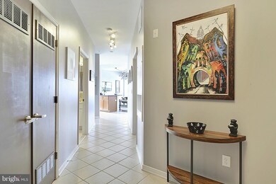 8045 Newell St unit 417, Silver Spring, MD 20910 - photo 4