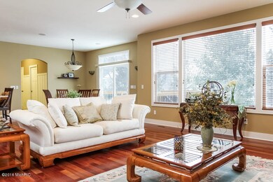 006-Living_Room-2435374-small