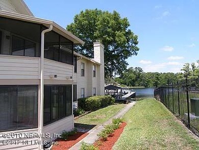 Walkway to St Johns river and Marina