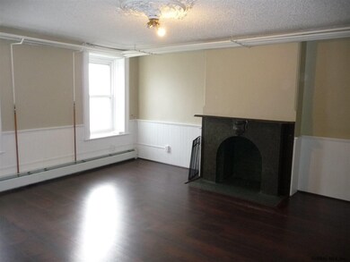 323 Washington Ave unit Lower Level, Albany, NY 12206 - photo 3