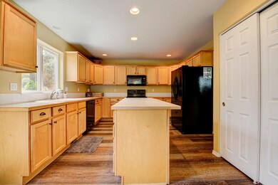 19565 SW Brookside Way-15