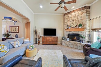 153 Overton Ridge Cir, Weatherford, TX 76088 - photo 7