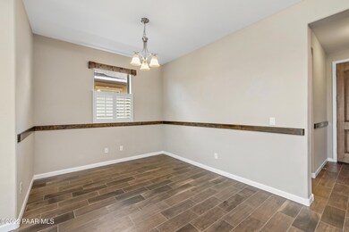 006_Dining Room