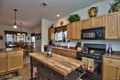 204 Hermit Thrush Rd, Pocono Pines, PA 18350 - photo 4