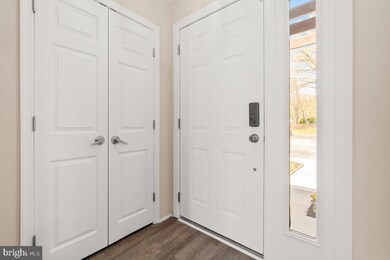 5685 Vantage Point Rd, Columbia, MD 21044 - photo 7