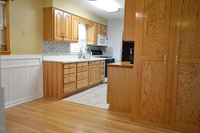 5514 Ken Ln_Dining to Kitch