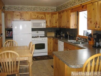 515 515 18th-Street-, Red Wing, MN 55066 - photo 2
