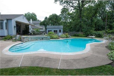 325 Britt Rd, North Wales, PA 19454 - photo 4