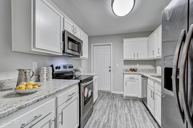 712 Woodruff Ave, Jacksonville, FL 32205 - photo 7