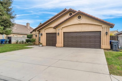 2634 Marie Dr, Madera, CA 93637 - photo 2