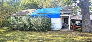519 E Longview St, Arp, TX 75750 - photo 2