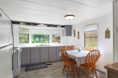 7 Bonny St, Nashua, NH 03062 - photo 5