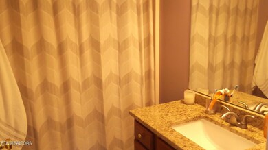 VALLEY HOME BATH 1
