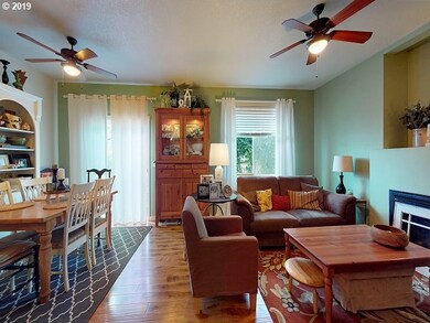 Living Room/Dining Room