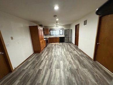 905 S Madison St, Hugoton, KS 67951 - photo 5