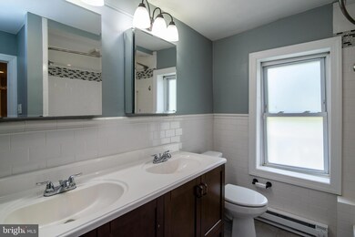 2218 Pemberton St, Philadelphia, PA 19146 - photo 7