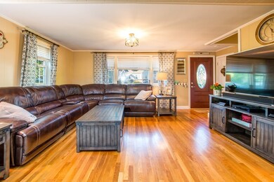 27 Donald Tennant Cir, North Attleboro, MA 02760 - photo 6