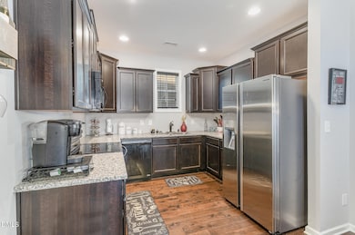 010_wag01030-edit_535