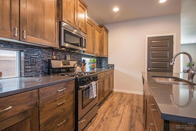 20468 Del Coco Ct, Bend, OR 97702 - photo 4