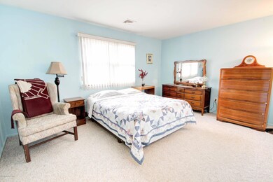 6- 3 Nebraska Master Bedroom