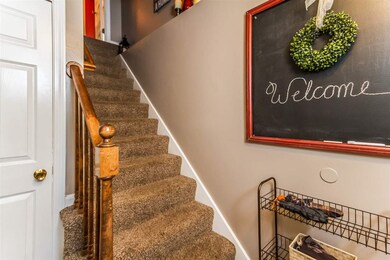 24 Chestnut Cir, MerriMacK, NH 03054 - photo 3