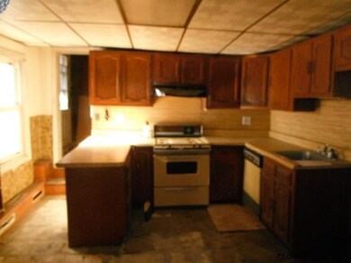 469 S Pearl St, Albany, NY 12202 - photo 7