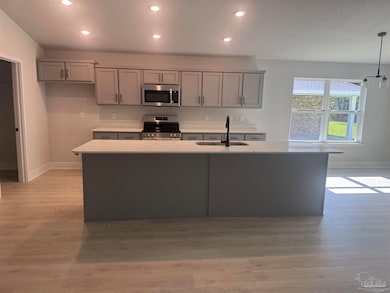 5399 Hidden Pines Cir, Milton, FL 32583 - photo 2