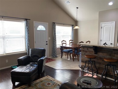 8986 S 253rd East Ave, Broken Arrow, OK 74014 - photo 7