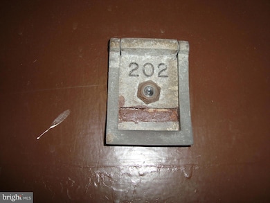 102 Duvall Ln, Gaithersburg, MD 20877 - photo 3