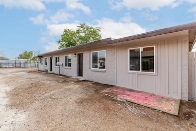 229 & 231 W Jacinto St, Tucson, AZ 85705 - photo 3