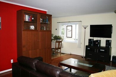 811 Starwick Dr, Ann Arbor, MI 48105 - photo 6