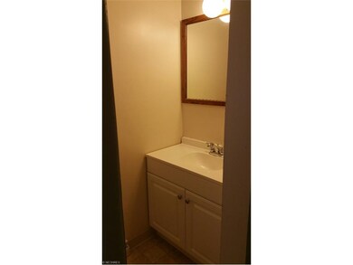 Newly remodeled 1/2 bath.