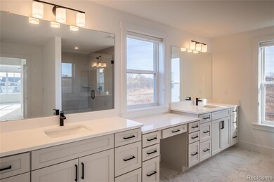 5556 Hobart Ct, West Bloomfield Township, MI 48322 - photo 6