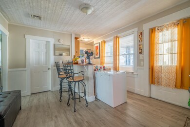 78 3/4 Lock St, Nashua, NH 03064 - photo 7