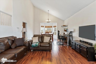 06-Living Room_ELI07851