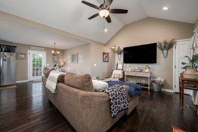 310 Cherokee Trail, Shelbyville, TN 37160 - photo 5