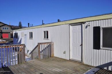 Sunny Deck
