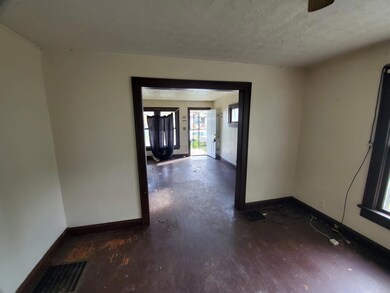 255 S. WAYNE AVE MLS (5)