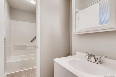 566 Hartness Rd, Statesville, NC 28677 - photo 7