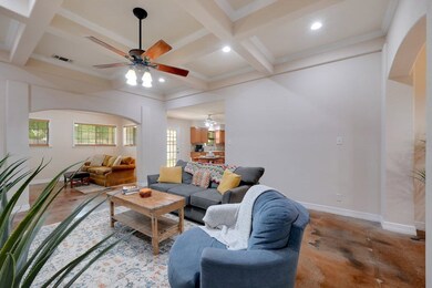 209 Green Oaks Loop, Fredericksburg, TX 78624 - photo 3