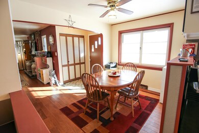 Dining Area V1