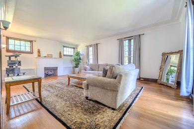 716 Western Ave, Albany, NY 12203 - photo 5