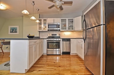 459 Massachusetts Ave unit 5, Boston, MA 02118 - photo 6