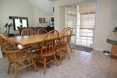 35 Columbus Ave, Saugus, MA 01906 - photo 5