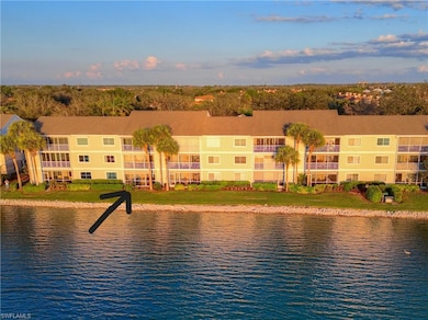 First floor condo with unobstructed view of 40 acr