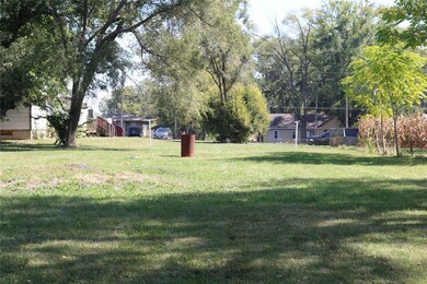 4728 NE 27th St, Des Moines, IA 50317 - photo 3