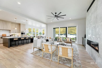 2528 S Linnet Place, Boise, ID 83716 - photo 5