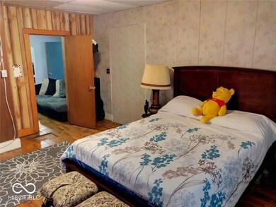 420 W 4th St, Anderson, IN 46016 - photo 4