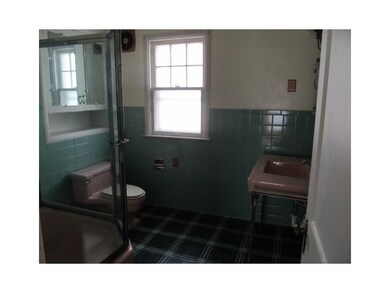 Full Bath.